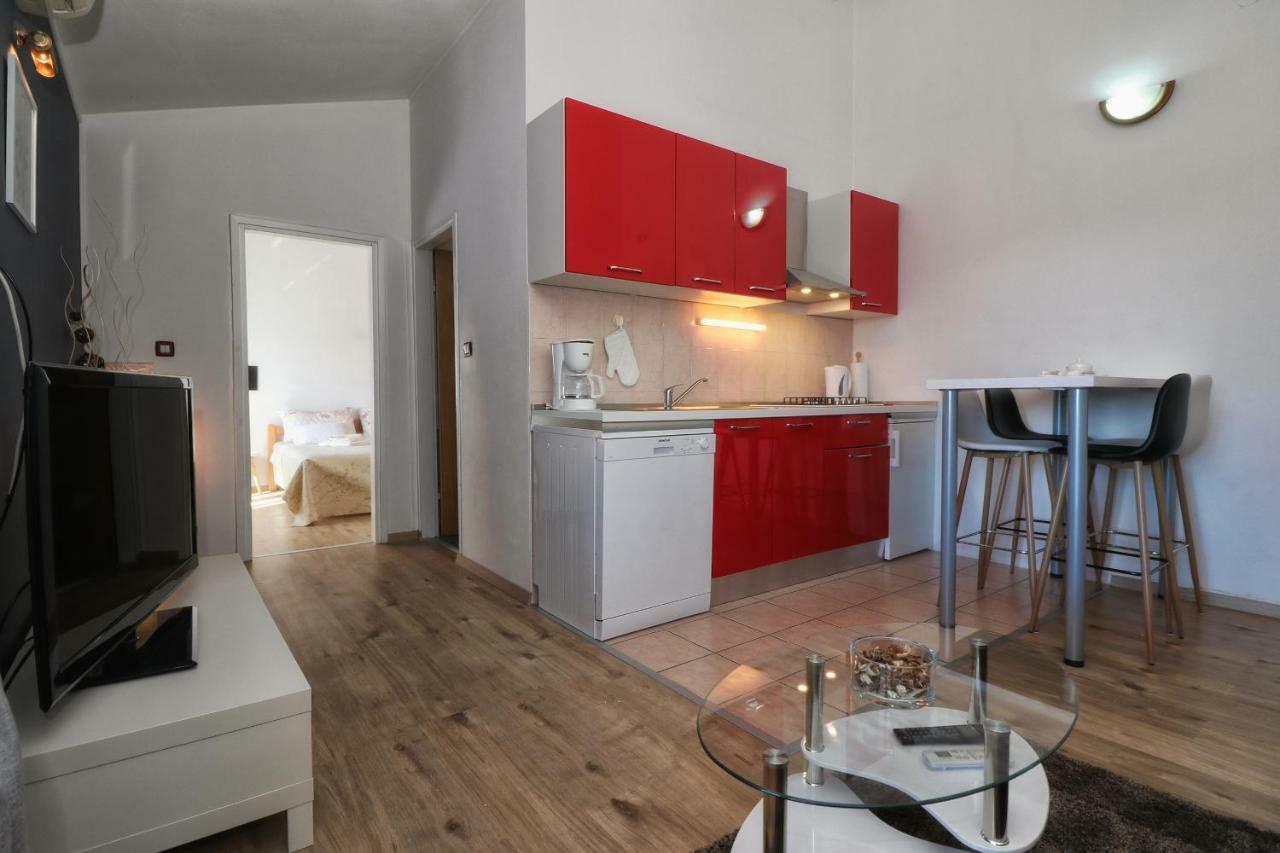 Apartments And Rooms Lorena 236 Rovinj Dış mekan fotoğraf